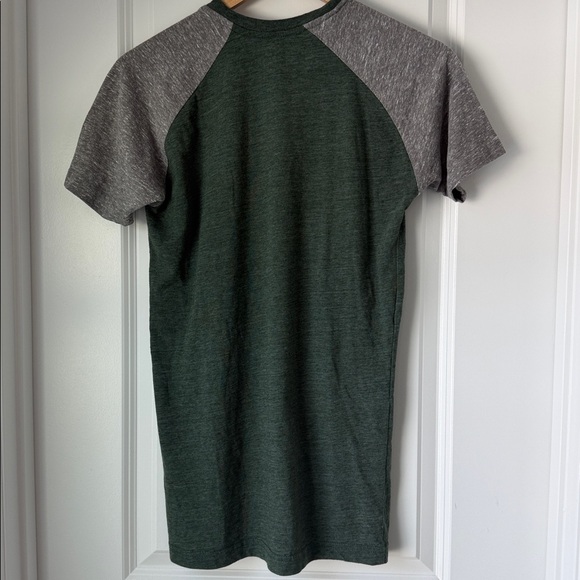 EUC. George Mason University T Shirts - Picture 5 of 6